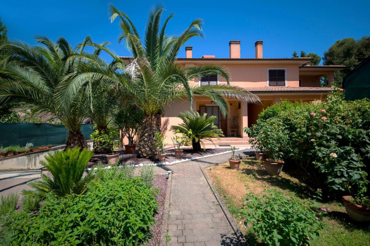 Villa Alida Casa Vacanze โฟลีโญ ภายนอก รูปภาพ