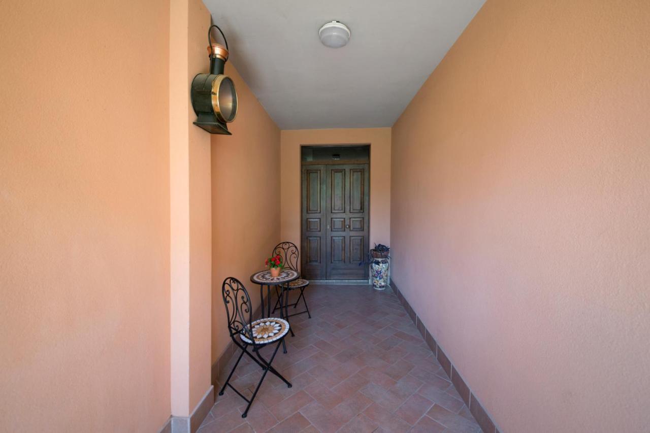 Villa Alida Casa Vacanze โฟลีโญ ภายนอก รูปภาพ